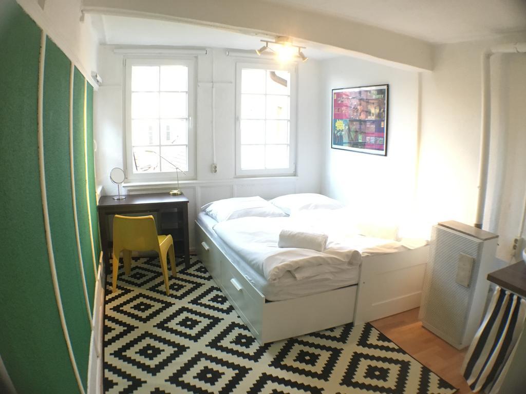 Privatzimmer In Bester Altstadtlage Tübingen Pokoj fotografie